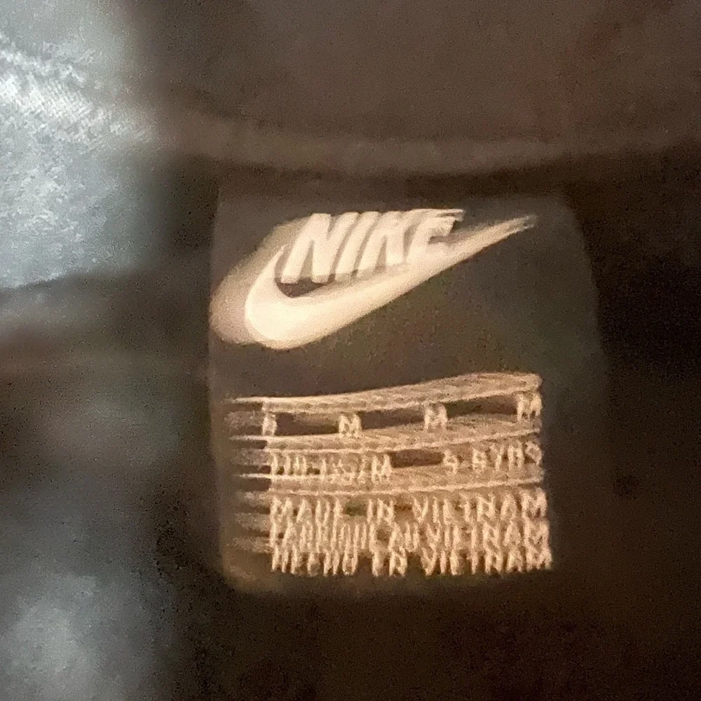 NIKE vintage red and white Zip Up size M